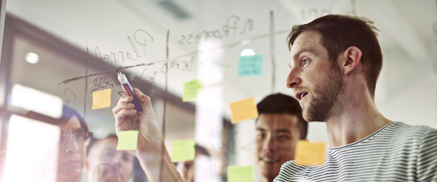 Insights into IFRS 8